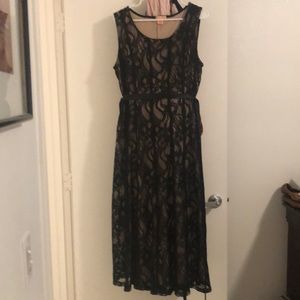 Black lace dress